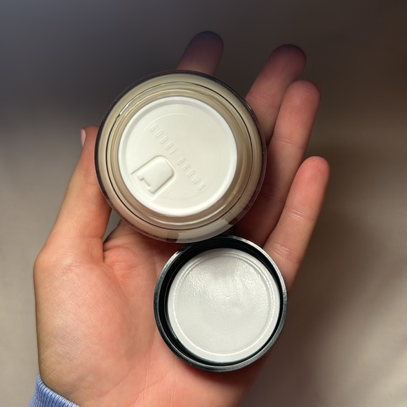 Bobbi Brown Vitamin Enriched Face Base Primer Moisturizer - Picture 3 of 6